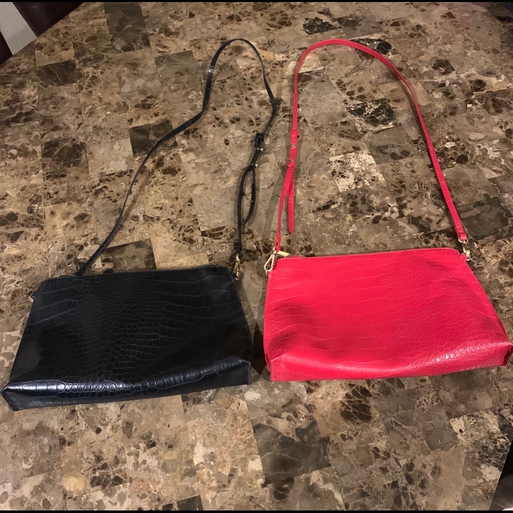 2 Crossbody purses 👜